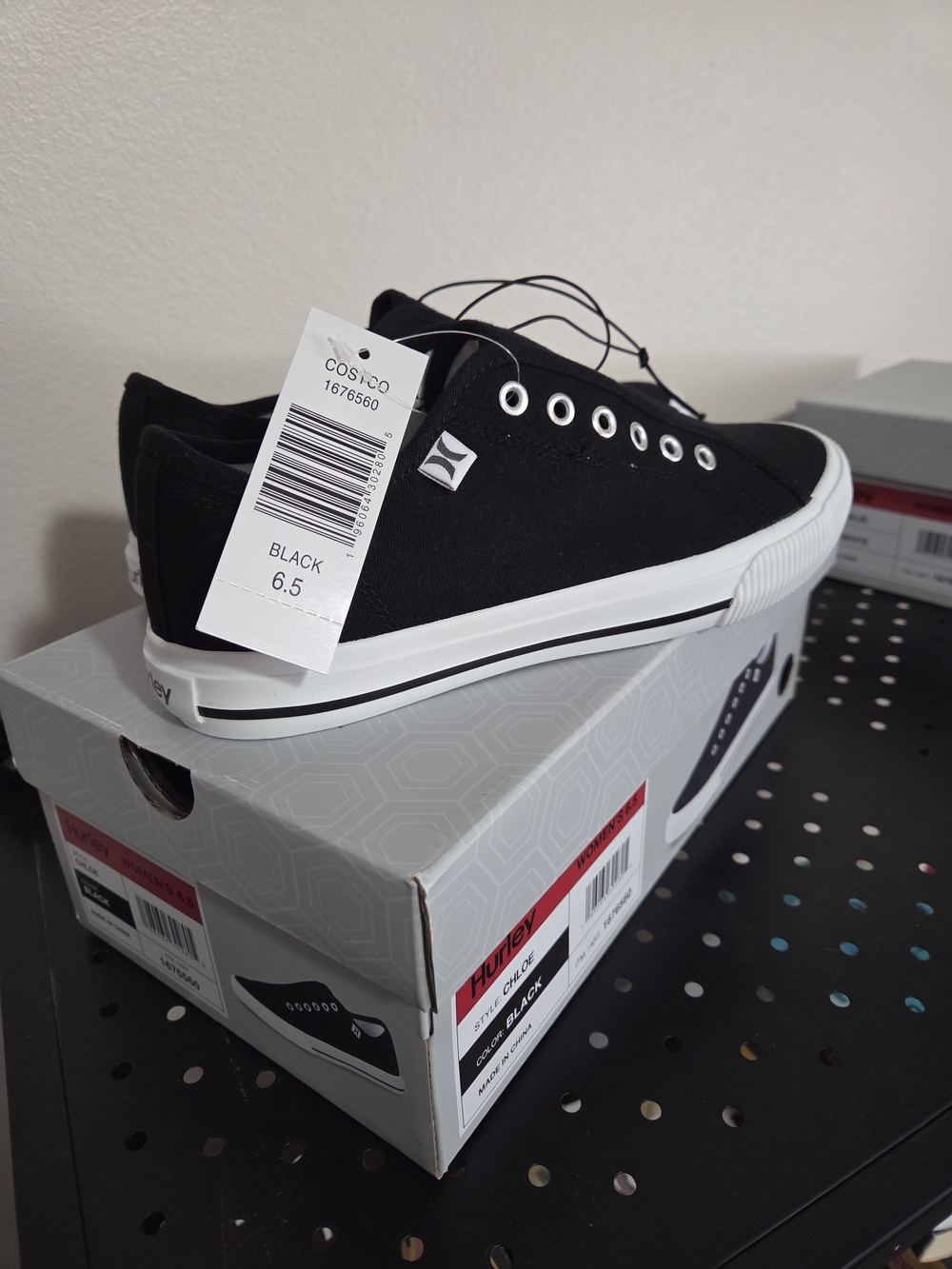 Hurley Chloe Low-Top Sneakers - Black - Picture 2 of 7